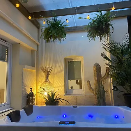 Cosyrouen Jacuzzi Parking Rouen